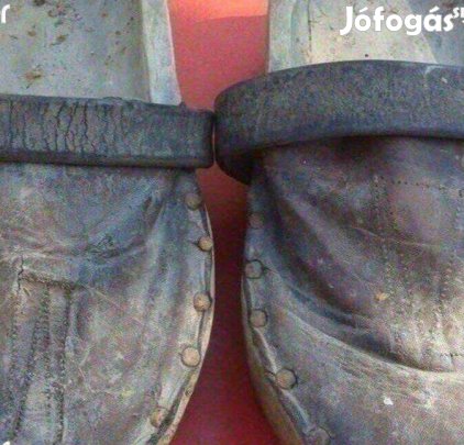 Antik faklumpa fapapucs gyerek méret muzeális