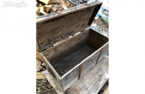 Antik faláda, katonaláda, kis sérüléssel,kb.120 éves 15000 Ft :Lenti