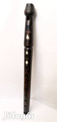 Antik feketére pácolt fából készült intarziás furulya, egzotikus ritka