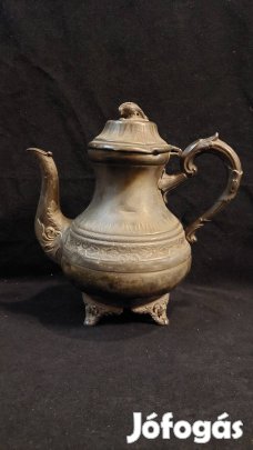 Antik fém kanna, kiöntő