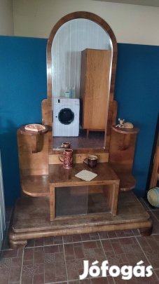 Antik fésülködő asztal eladó