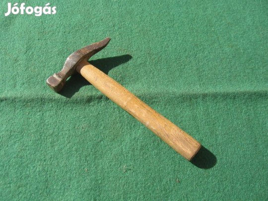 Antik fokos, amit leleményes tulajdonosa kalapácsként használt!