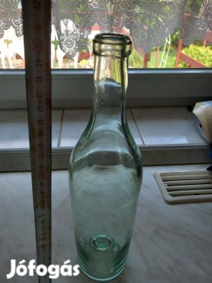 Antik halvány zöld pálinkás üveg 0,7 l-es