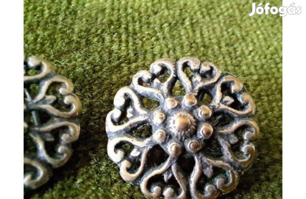 Antik hatású fülbevaló