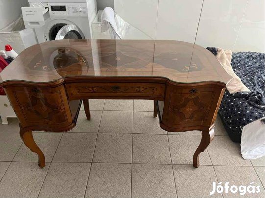 Antik intarziás barokk íróasztal