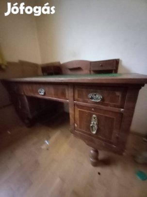Antik íróasztal, jó állapotban eladó