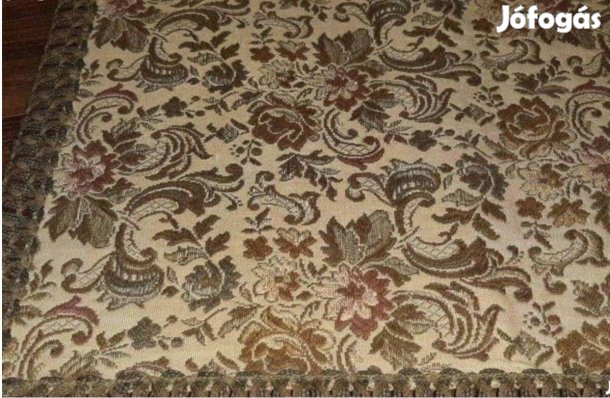 Antik jellegű hosszú terítő