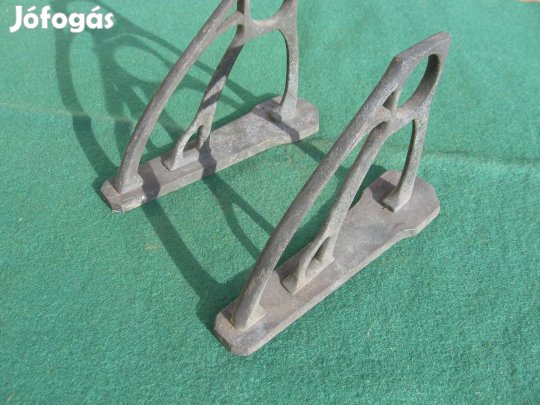 Antik karnistartó-pár igényes kialakítással, haszn. állapotban ea