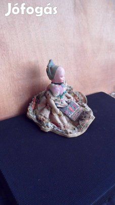 Antik kaucsukból német rakott szoknyában szép hibátlan baba, 1941