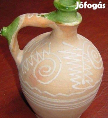 Antik kerámia edény 100 éves