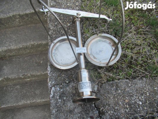 Antik kétkarú ingás mérleg asztali talp nélkül!