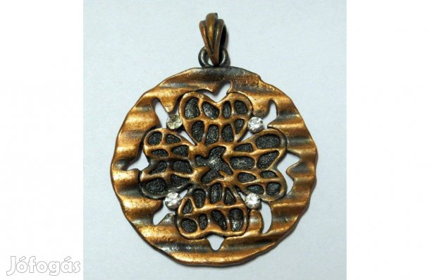 Antik kézműves nyaklánc bronz medál 41 mm áttört.virágmintás kerek réz