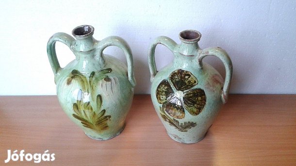 Antik kézzel festett kétfüles zöld mázas kerámia korsó