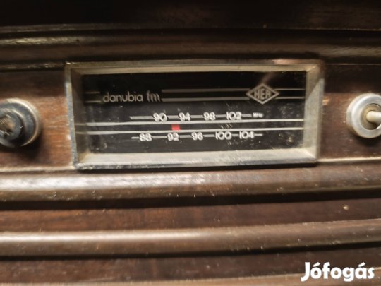 Antik komódok parban