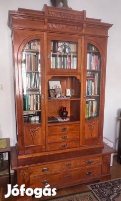 Antik könyvszekrény