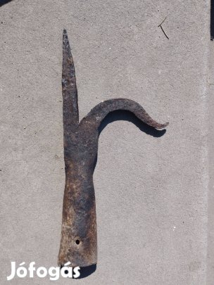 Antik kovácsoltvas csáklya