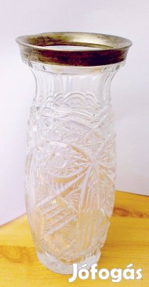 Antik kristály váza. Ezüst karimás Monarchiás fémjelzéssel