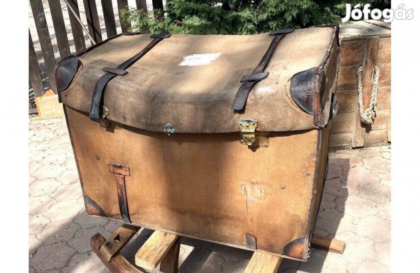 Antik nagy méretű jelzett M. Würzl & Söhne régi hajókoffer hajóláda