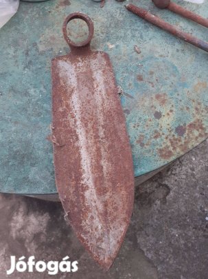 Antik nagyobb szőlő nyitó vas kapa kézi kapa