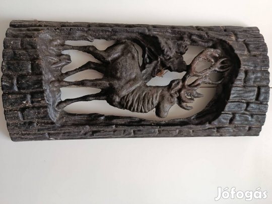 Antik öntöttvas vadászjelenetes falidísz - Szarvasbika az erdőben