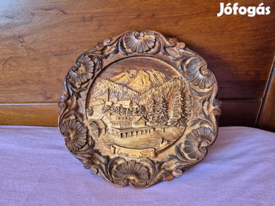 Antik osztrák kézzel faragott keményfa tányér, dísztányér, falitányér