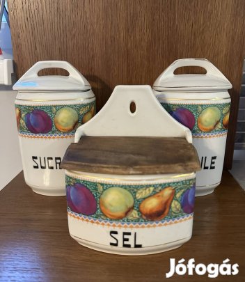 Antik porcelán fali sótartó és két db fűszertartó egyben eladó!  