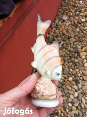 Antik porcelán nipp figura hal kagylóval Drasche
