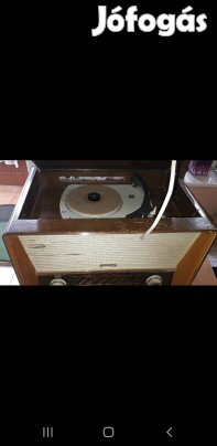 Antik rádiós lemezjátszó