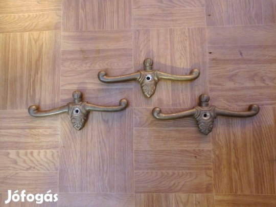 Antik régi figurás fogas réz figurák szép állapotban 3db