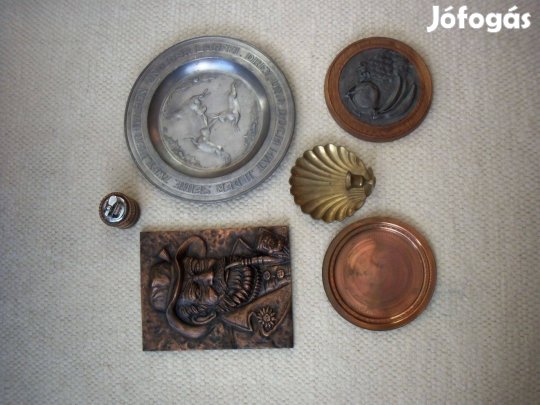 Antik réz ón vörösréz tárgyak egyben