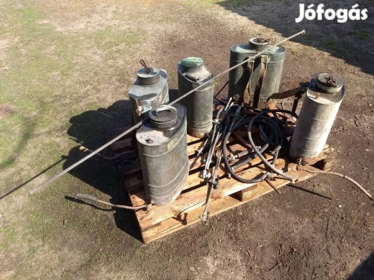 Antik réz permetező kannák