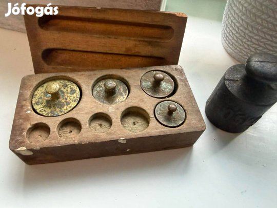 Antik réz súlykészlet