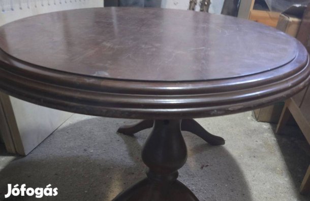 Antik stílusú nagyméretű dohányzó asztal