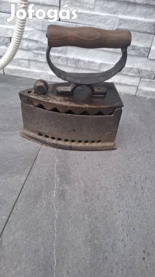 Antik szenes vasaló