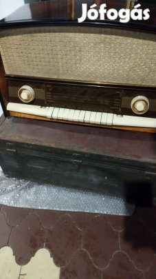 Antik szépállapotú rádió