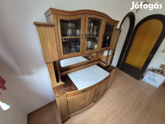 Antik tálaló, fa, márványlappal, tükörrel és üveg ajtókkal