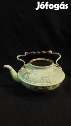 Antik teáskanna kiöntő