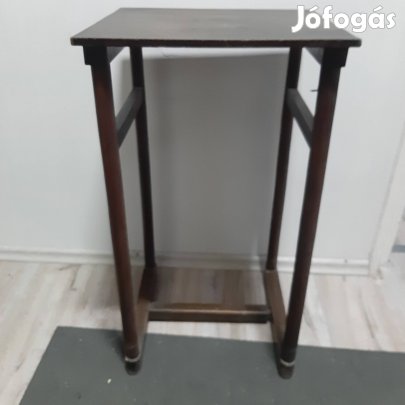 Antik thonet típusú lerakóasztal