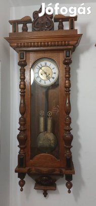 Antik ütős falióra