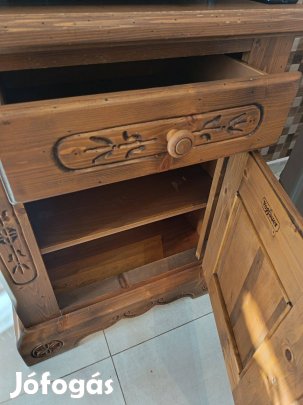 Antik vintage komód