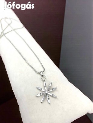 Antónia ezüst színű köves xuping nyaklánc