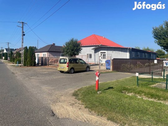 Apagyon működő varroda üzem eladó