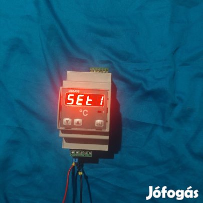Apar AR661/P hőmérséklet szabályozó PID