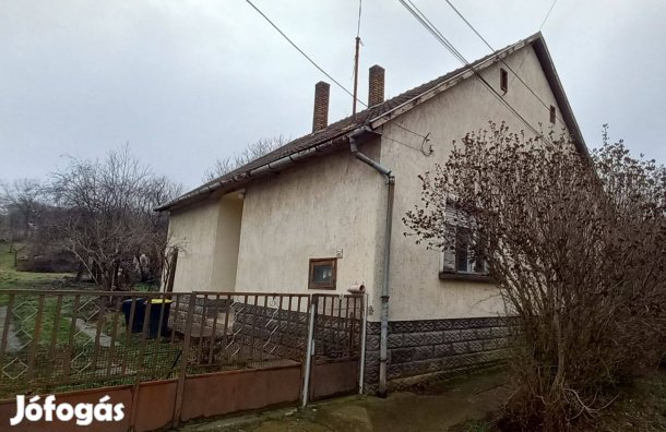 Aparhanton családi ház eladó