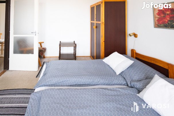 Apartmanház néhány lépésre a Várfürdőtől és a Kastélytól