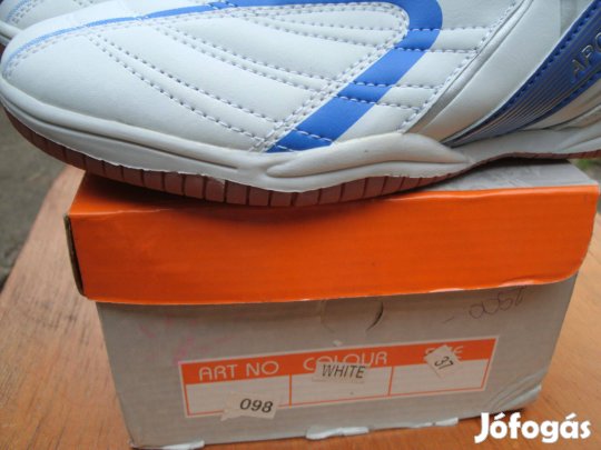Apolló 37-es új címkés fehér cipő, Belső talphossza: 25 cm