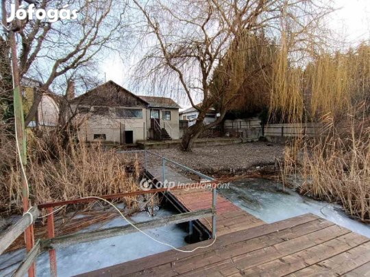 Áporkai 78 nm-es ház eladó