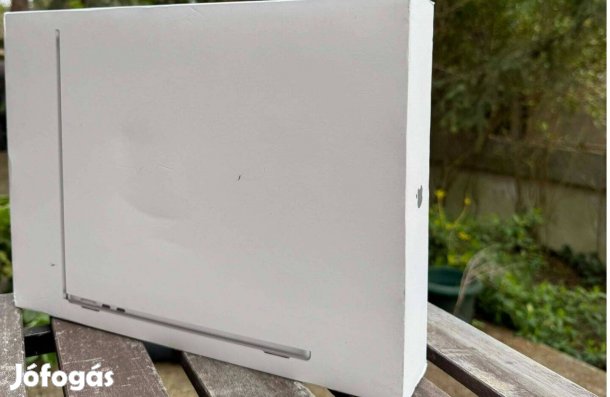 Apple Macbook Air 13,6 M4 16GB/256GB - Bontatlan Új - Garancia