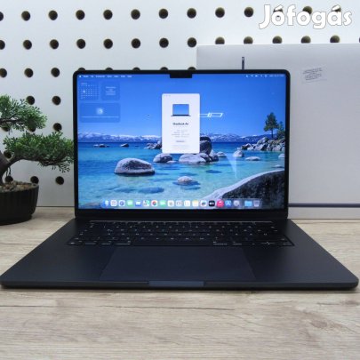 Apple Macbook Air 15 (2024) M3 / 8GB / 250GB SSD 165 ciklus 95%