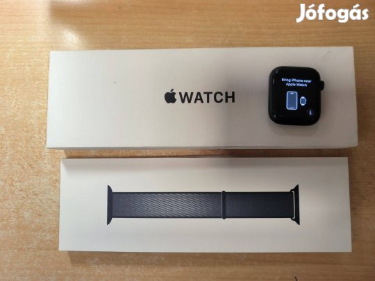 Apple Watch SE 2024 44mm esim Okosóra Midnight szinte Új Apple Garanci